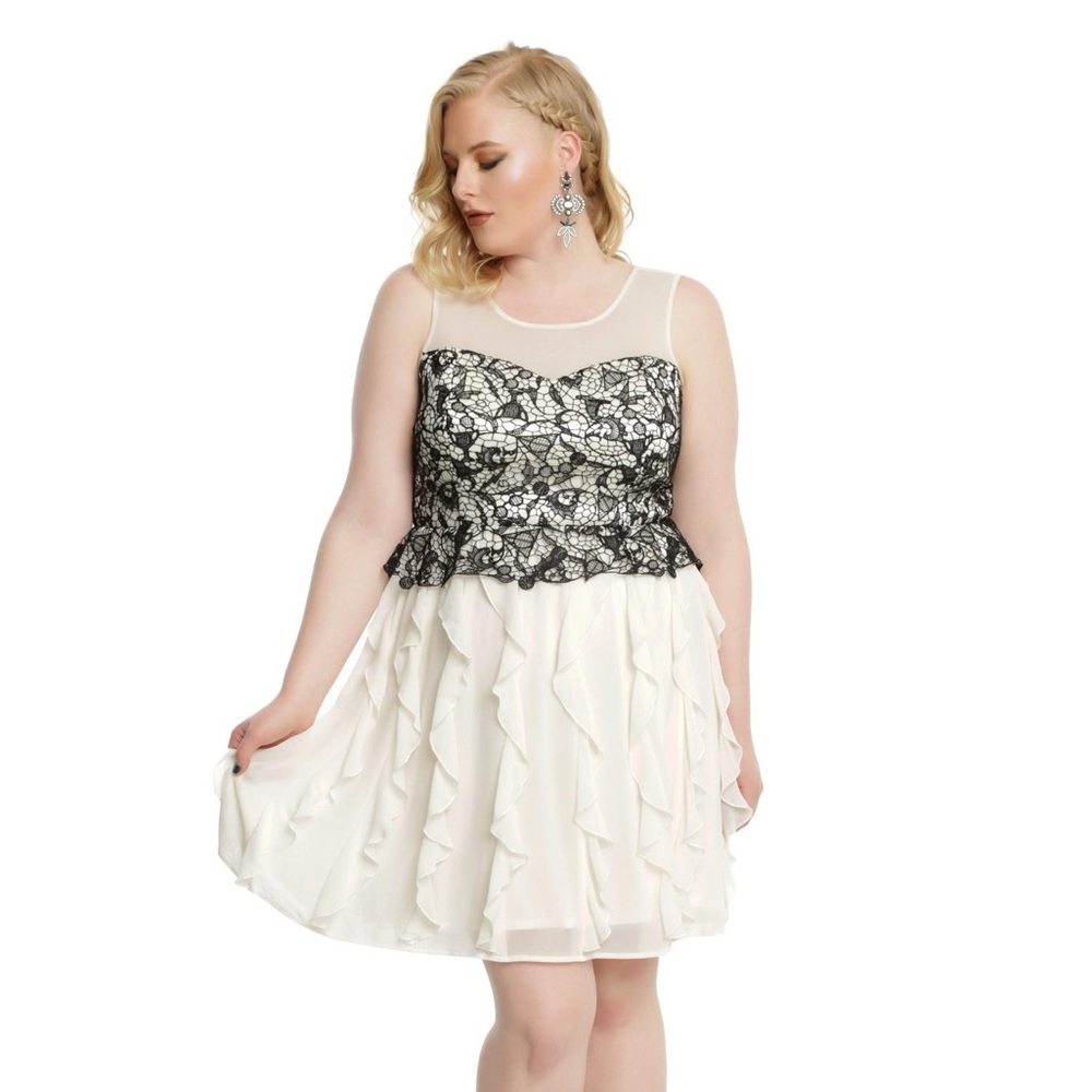 Torrid Harry Potter Black Lace & Ivory Ruffle Dress